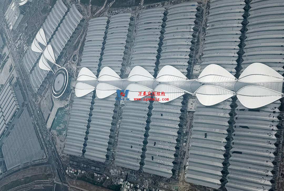 鄭州中原高鐵港數字展貿城ETFE PTFE膜結構項目